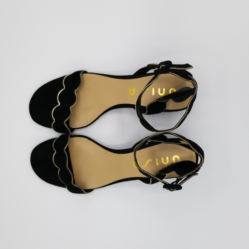 UNISA Black/Gold "Eadldyn" Scalloped Block Heels - Picture 4 of 8